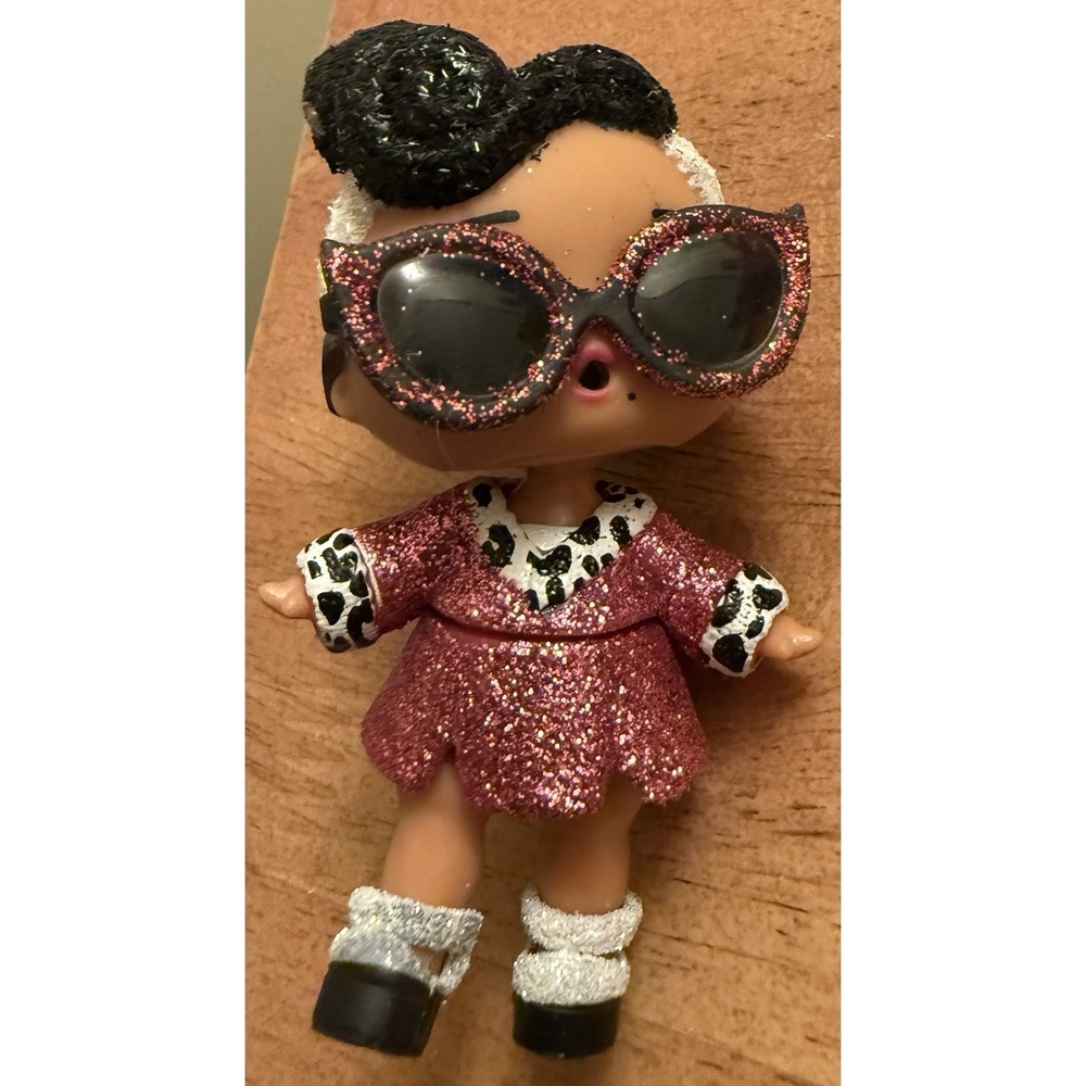 MGA‎ Entertainment L.O.L. Surprise! DOLLFACE Glitter Doll